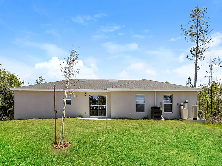 7183 Batavia St — Photo 15