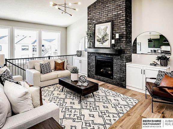 5th image of 5427 Kestrel Pkwy