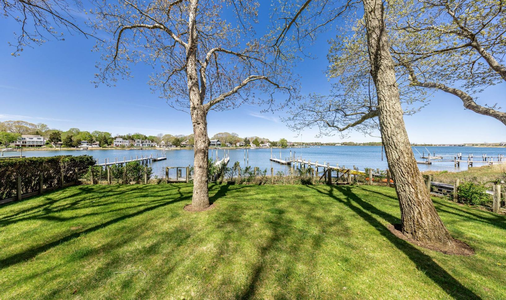  Ideal Waterfront Living