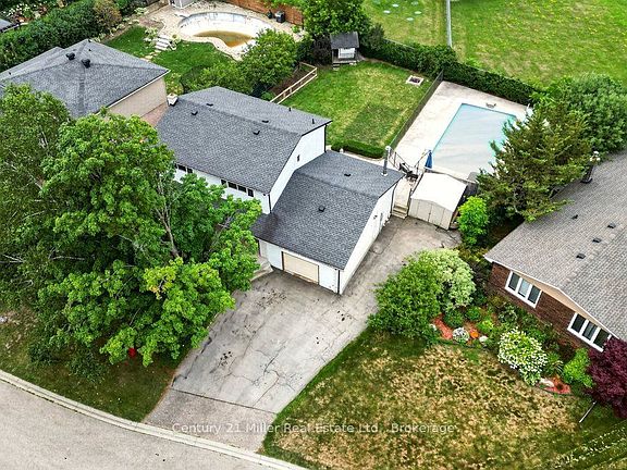 4th image of 85 Waterford Dr