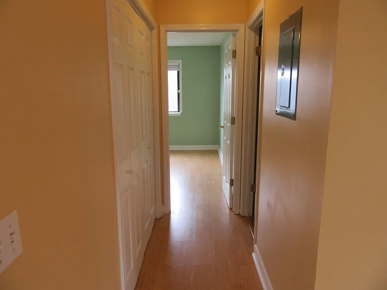 820 Premier Dr — Photo 9