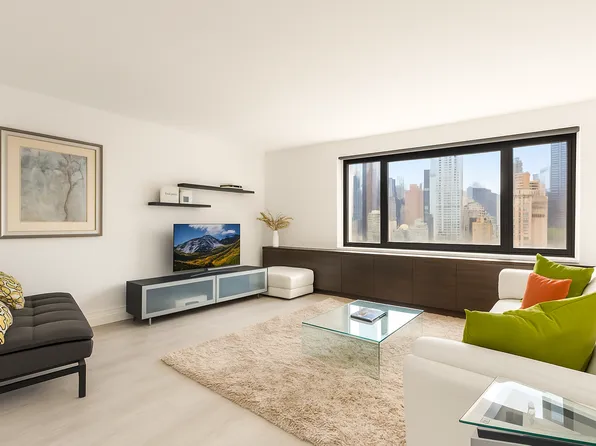 10 West 66th Street image 4 of 11