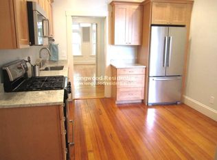 10 Warwick Rd, Brookline, MA 02445