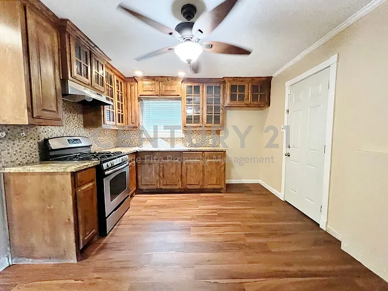 4236 Comanche St — Photo 6