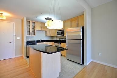 1st image of 155 Potomac Psge #436