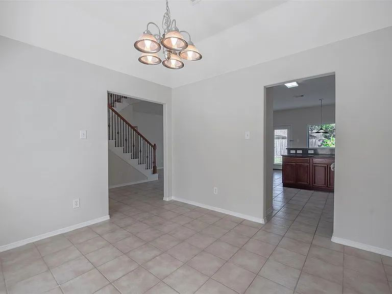 131 Sunset Falls Dr — Photo 6