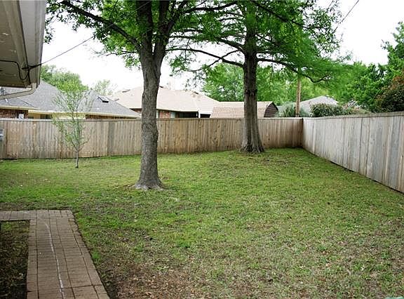 3rd image of 5301 Oak Branch Dr