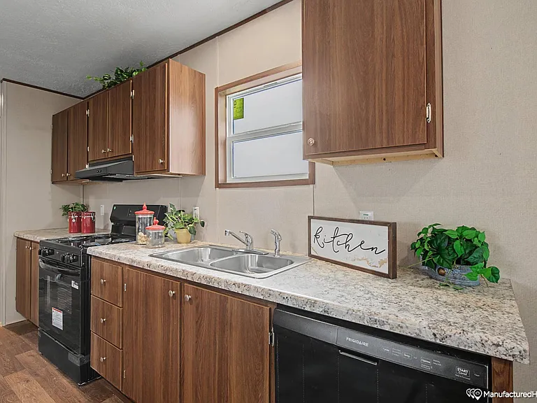 316 Aimee Len Dr — Photo 15