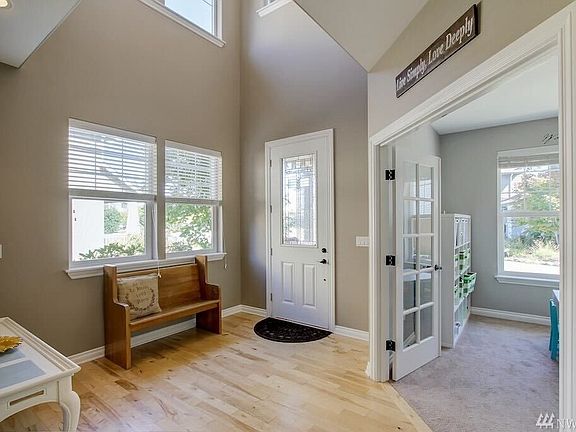 3rd image of 20530 9th Ave W