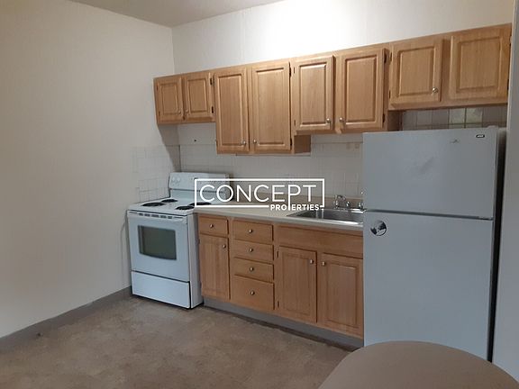 2nd image of 1131-1135 Commonwealth Ave #1