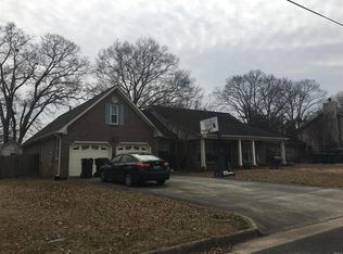 2215 Victoria Dr SW, Decatur, AL 35603