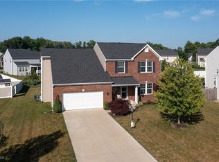 31864 Suncrest Cir, North Ridgeville, OH 44039