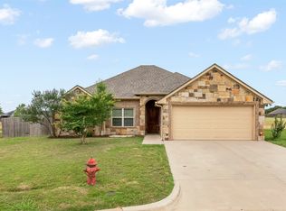 800 Acadia Ct, Tolar, TX 76476