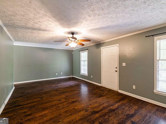 5th image of 1031 Elder Heights Dr