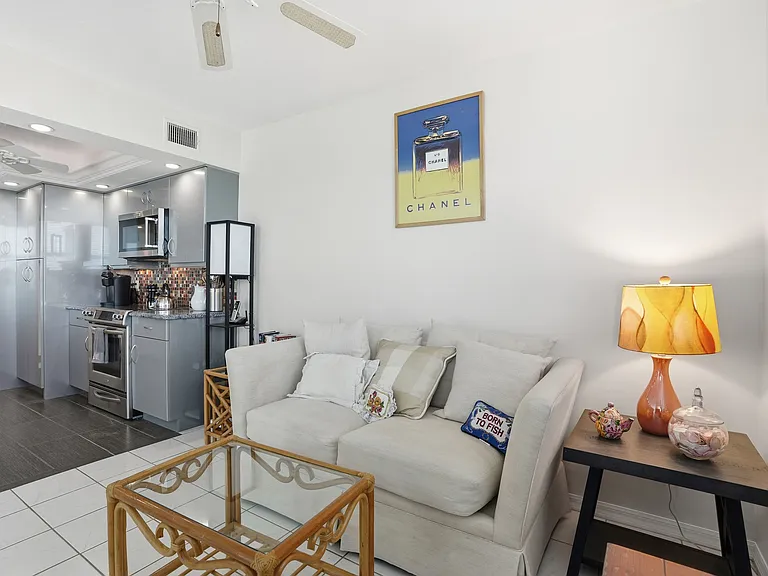 6101 Pelican Bay Blvd #1 — Photo 27