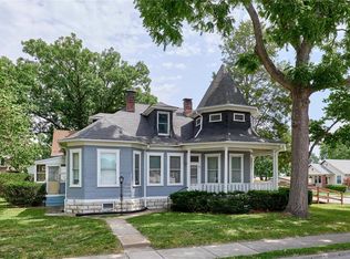 205 N 6th St, Saint Charles, MO 63301