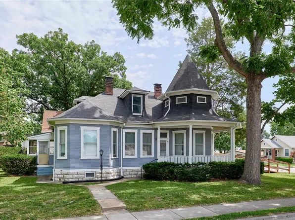 205 N 6th St, Saint Charles, MO 63301
