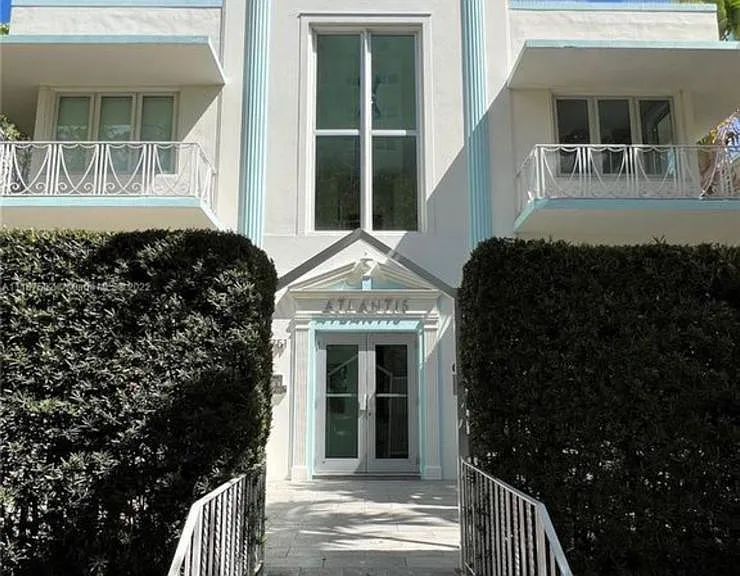 1751 James Ave #203 — Photo 2