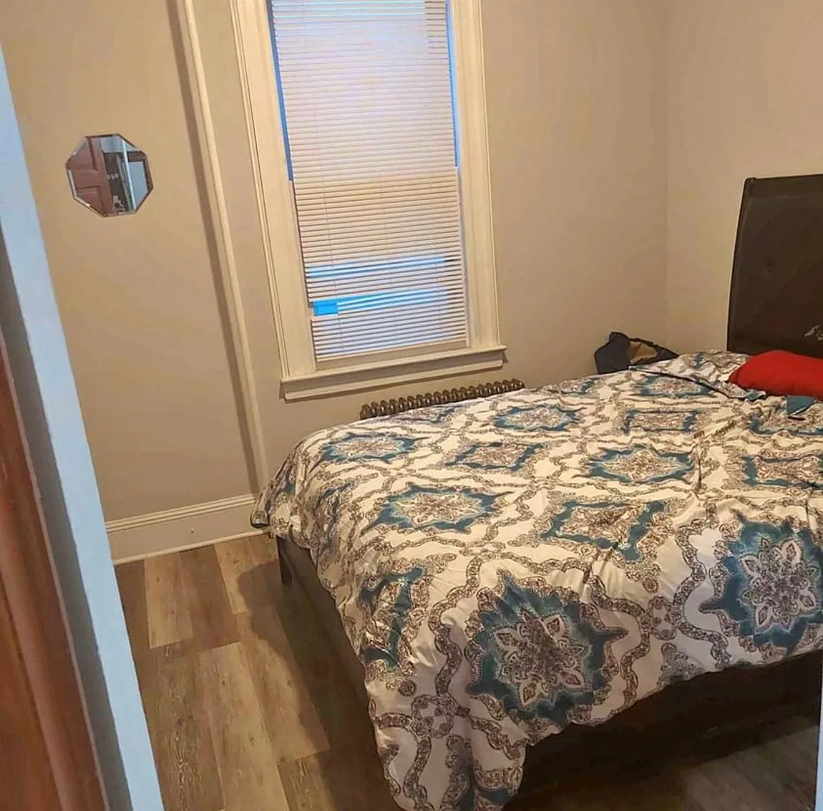 Studio, 600 sqft, $1,000 — Photo 1