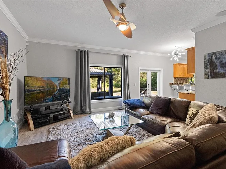 13228 Royal George Ave — Photo 13