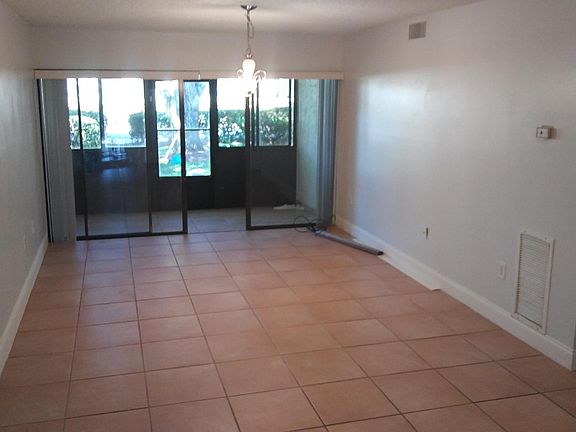 5th image of 3234 S Semoran Blvd