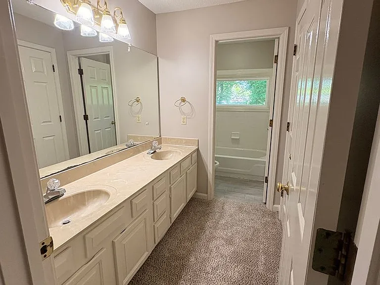 1703 Bryn Mawr Cv — Photo 22