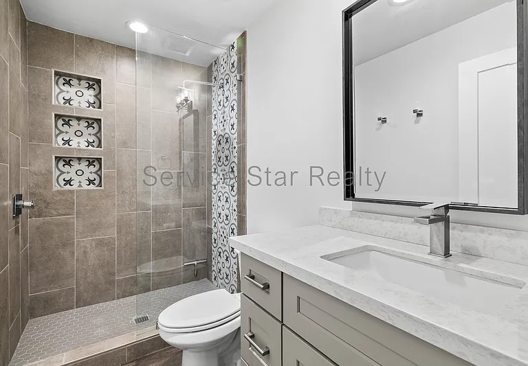 4950 N Miller Rd #104 — Photo 14