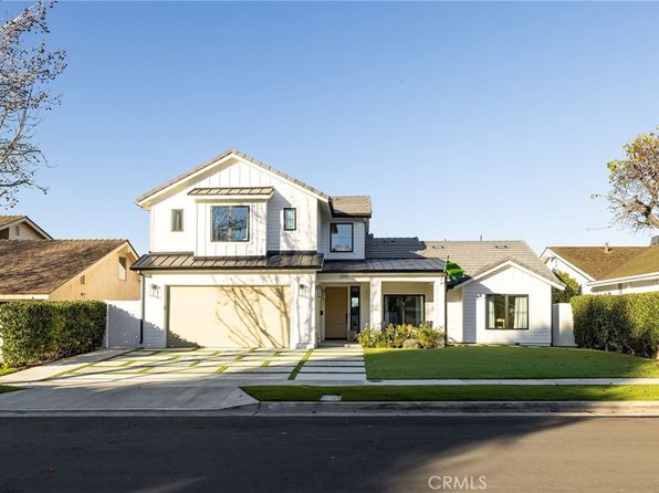 2012 Port Chelsea Pl