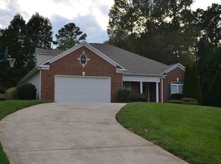 7609 Windsor Forest Pl, Harrisburg, NC 28075