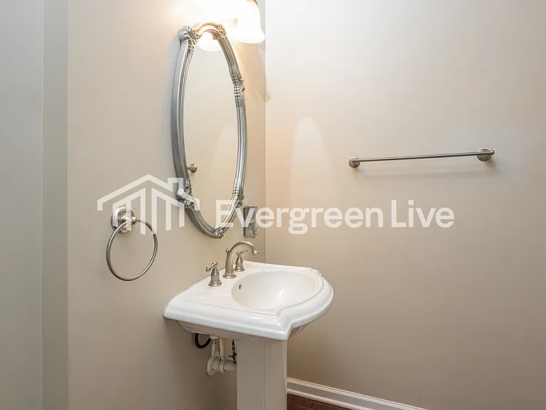 3126 Raintree Dr — Photo 14
