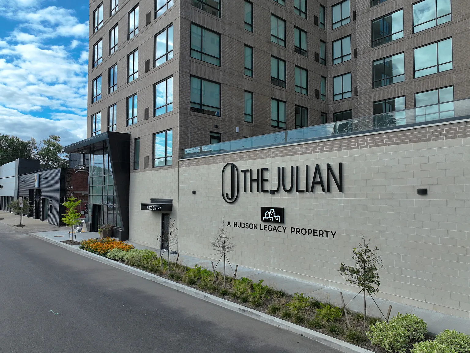 The Julian — Photo 1