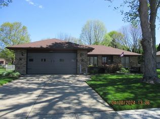1309 Maplecrest Dr, Troy, OH