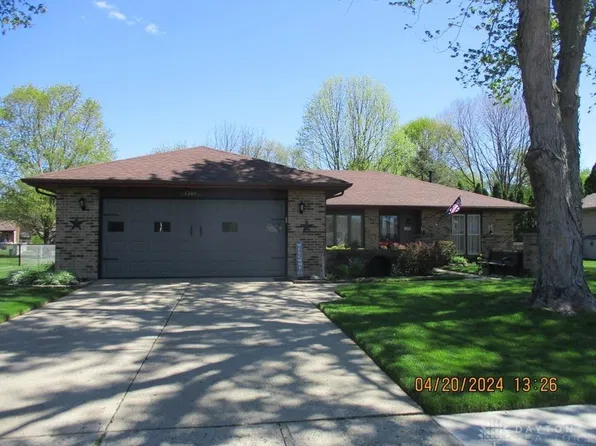 1309 Maplecrest Dr, Troy, OH 45373