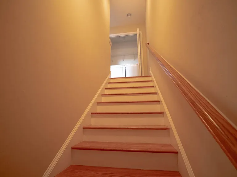 127 Ventura Pl — Photo 20