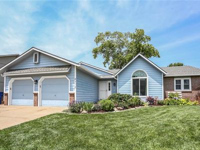 4112 Goldfield St, Lawrence, KS, 66049