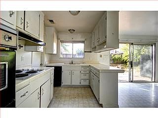 4th image of 1517 Jarvis Pl