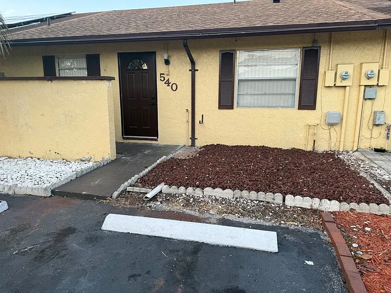 540 NW 43rd St — Photo 32