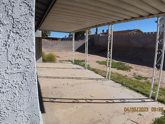 3rd image of 1836 Beesley Dr
