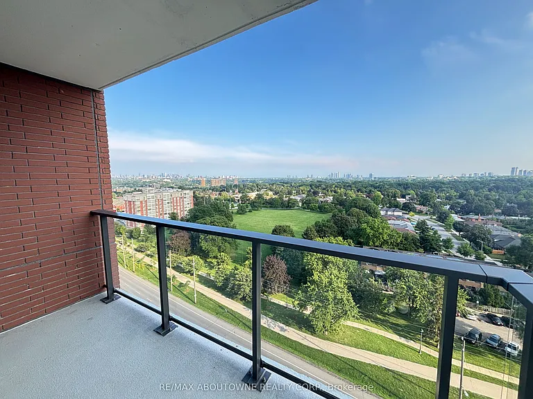 4010 Eglinton Ave W #1215 — Photo 16