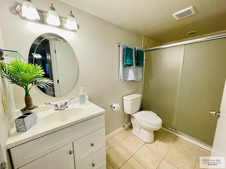 117B Mesquite St — Photo 28