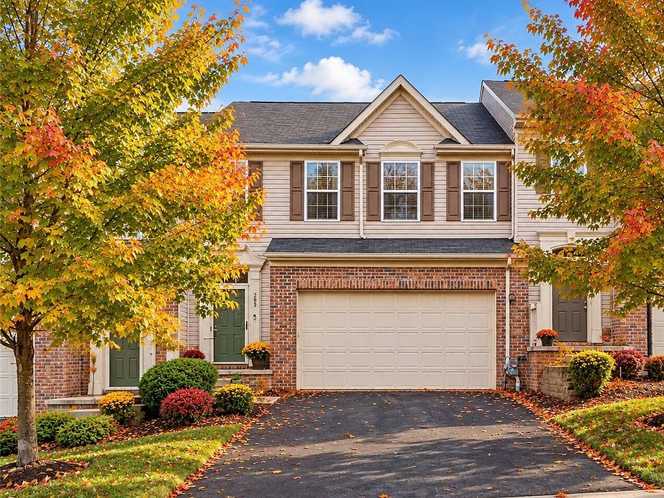 1st image of 205 Broadstone Dr