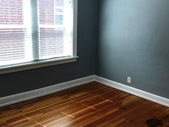3rd image of 4315 McGee St
