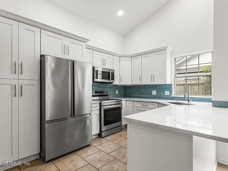 8621 Goodbys Trace Dr — Photo 17