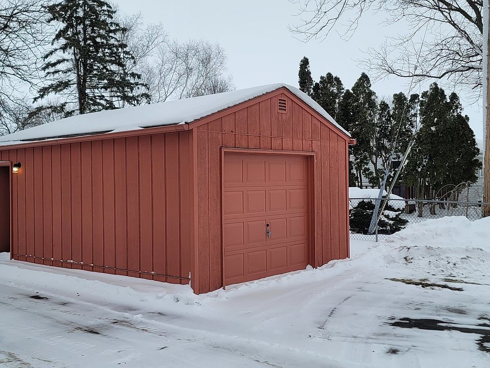 2nd image of 302 S Campbell Ave