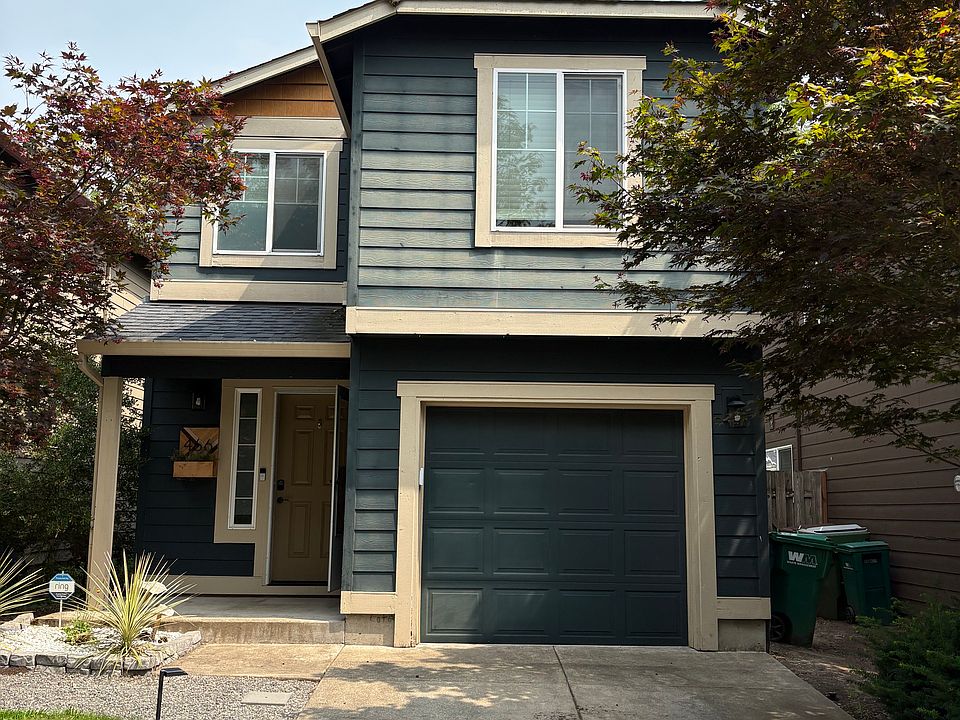 1st image of 466 Corinne Dr