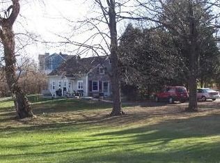 332 Smith Rd, Hyde Park, NY 12538