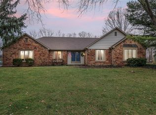 1677 Rudgate Dr, Avon, IN 46123