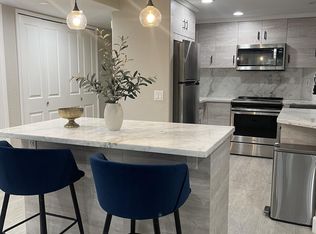 400 Lake St UNIT 103, Huntington Beach, CA 92648