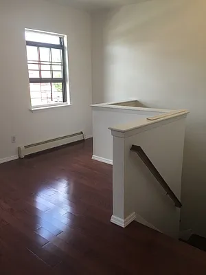 Rented by A P Realty Group NY LTD | media 31