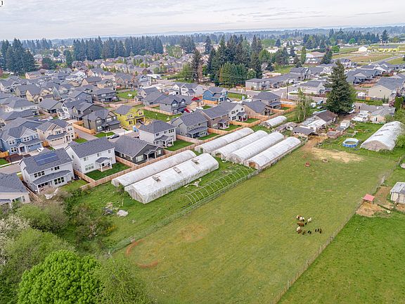 3rd image of 10909 NE 124th Ave